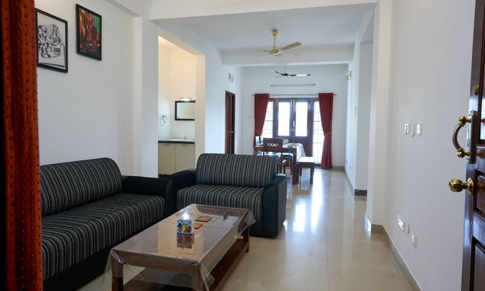 Ernakulam South Apartamento | Lovely 3-br. flat at Kadavanthra