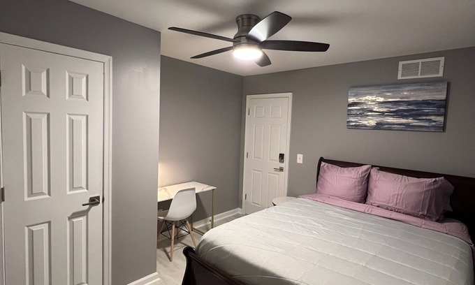 Camden Casa | Lovely 4-bedroom home in Camden with AC, WiFi. Enjoy your stay