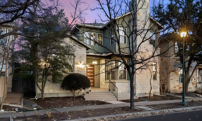 Mueller Casa | Lovely 4 Bedroom Home Situated in the Original Part of Mueller, Austin