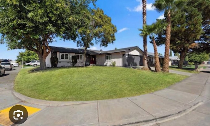 Southwestern Sacramento Casa | Lovely 4-bedroom house with AC in Sacramento