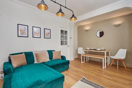 Hartlepool Casa | Lovely 4-Bedroom House in Hartlepool - Street Parking