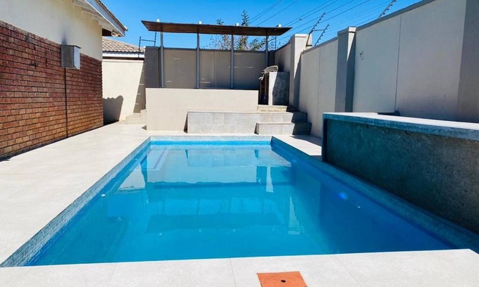 Bulawayo Apartamento | Lovely 4 Bedroomed Home in Selbourne Brooke - 2036