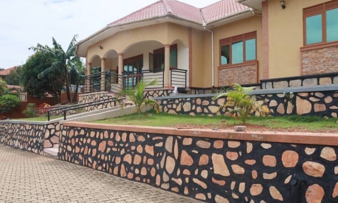 Kampala Casa | Lovely 5-Bed House in Ndejje Kampala