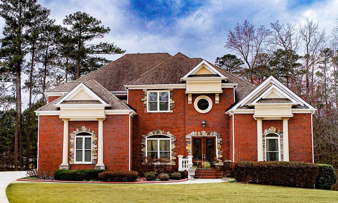 Conyers Casa | Lovely 7-bedroom house in Conyers with fitness room, WiFi, AC