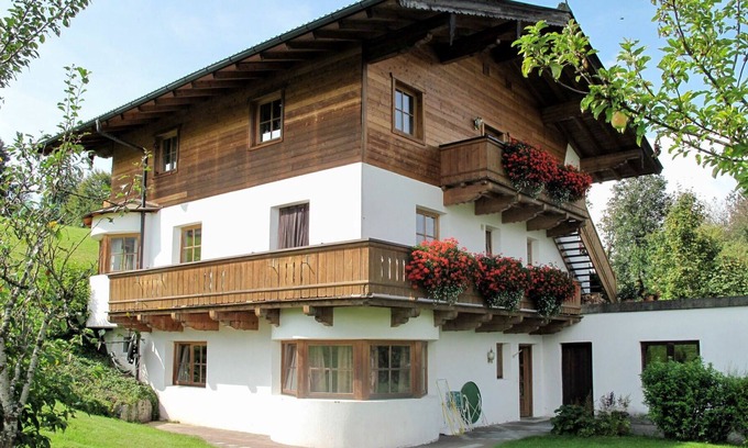 Sankt Johann in Tirol Apartamento | Precioso apartamento con WIFI, TV, terraza, mascotas permitida, vista panorámica y aparcamiento