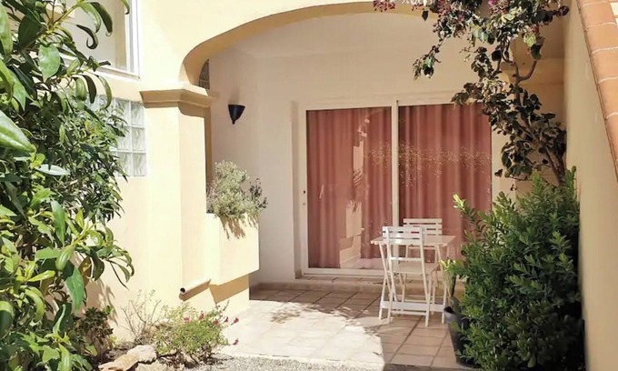 Cala Llenya Apartamento | Lovely apartment with garden | Walking distance to Cala Llenya