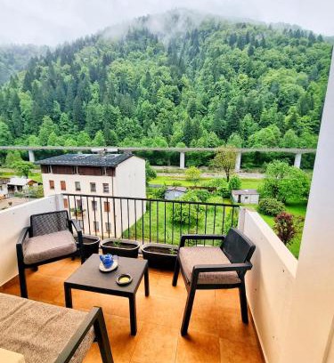 Pontebba Apartamento | Lovely Alps ski apartment on Alpe Adria bike trail