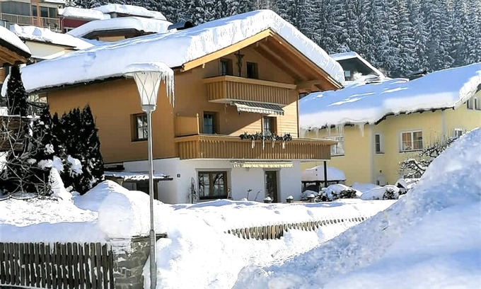 Matrei in Osttirol Apartamento | Lovely apartment close to the ski area