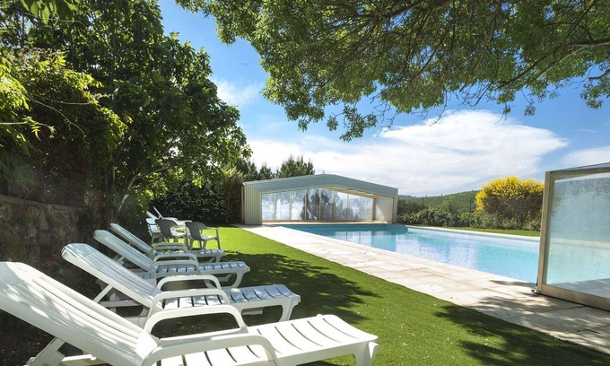 Ollieres Villa | Bonito apartamento en villa para 6 personas con piscina, WIFI, TV, terraza y aparcamiento