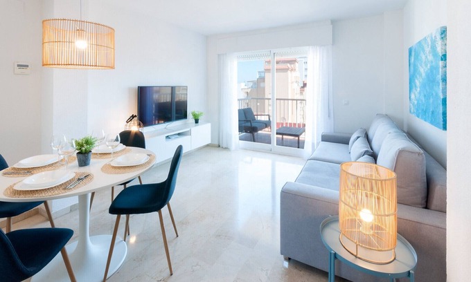 Grao de Gandia Apartamento | Apartamento con encanto, muy cerca de la playa. A/A wifi. Con terraza-ALQUILER SOLO FAMILIAS