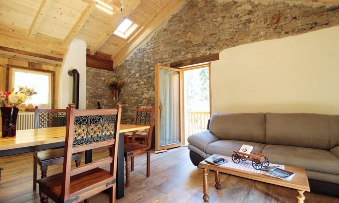 Lozzo di Cadore Apartamento | Hermoso apartamento con WIFI, balcón, mascotas permitida, vista panorámica y aparcamiento