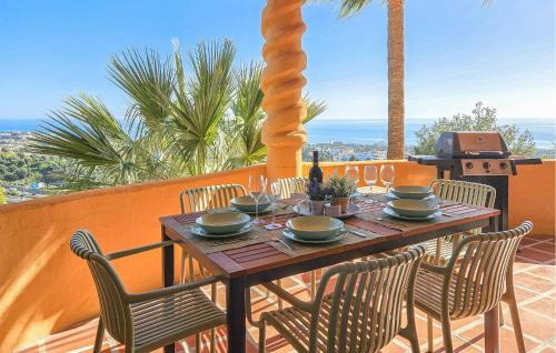Mijas Apartamento | Lovely Apartment In Calahonda With Wifi