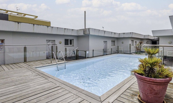 Nice Apartamento | Precioso apartamento para 4 personas con piscina, WIFI, A/C, TV, terraza y aparcamiento