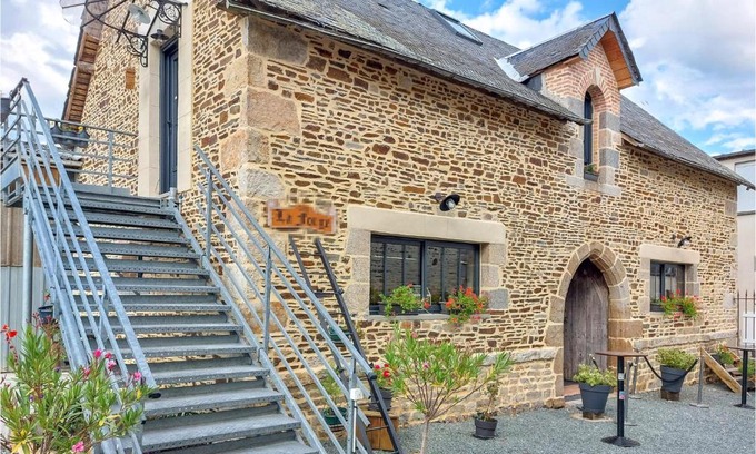 Neuilly-le-Vendin Apartamento | Lovely Apartment In Neuilly Le Vendin