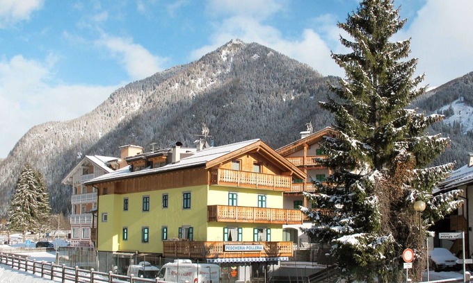 San Giovanni di Fassa Apartamento | Acogedor apartamento para 9 personas con WIFI, TV, balcón, mascotas permitida y aparcamiento