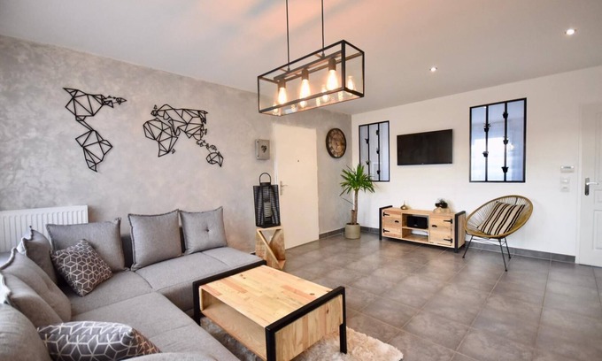 Serris Apartamento | Precioso apartamento de 6 pax - al lado de Disneyland / Paris