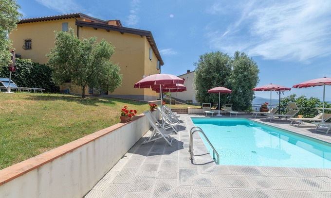 Montebonello Apartamento | Precioso apartamento con WIFI, piscina, A/C, TV, mascotas permitida, vista panorámica, aparcamiento