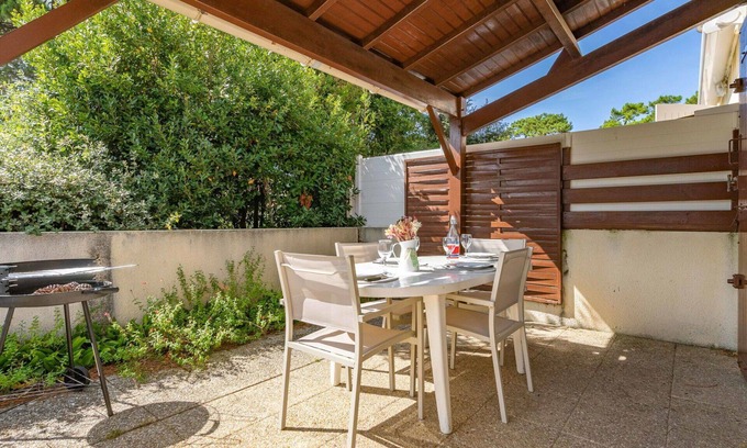 Les Mathes Apartamento | Bonito apartamento para 4 personas con WIFI, TV, terraza y mascotas permitida