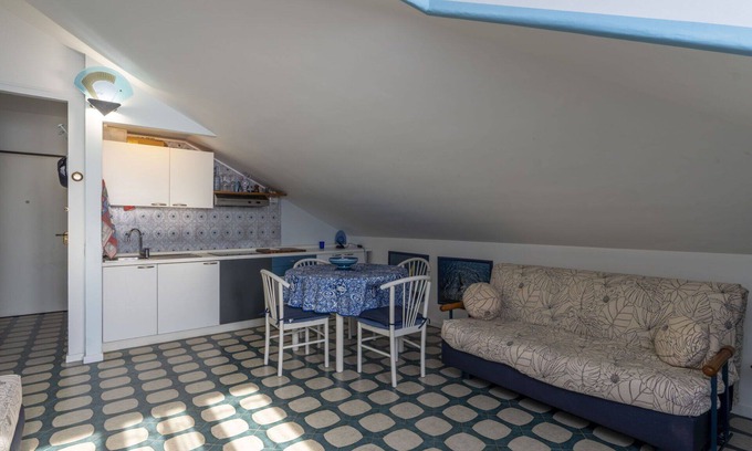Laigueglia Apartamento | Hermoso apartamento para 3 personas con WIFI, A/C