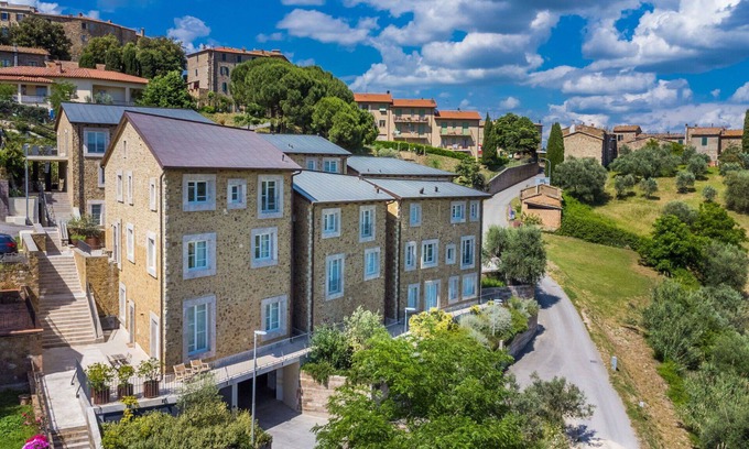 Montalcino Apartamento | Hermoso apartamento para 6 personas con WIFI, vista panorámica y aparcamiento