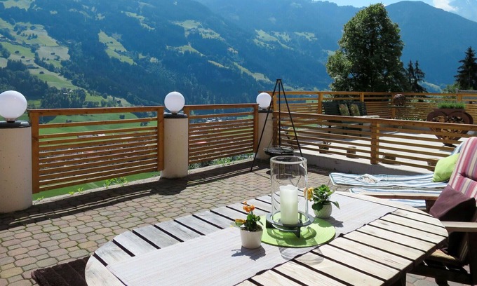 Hippach Apartamento | Bonito apartamento para 5 personas con WIFI, TV, terraza, mascotas permitida y aparcamiento