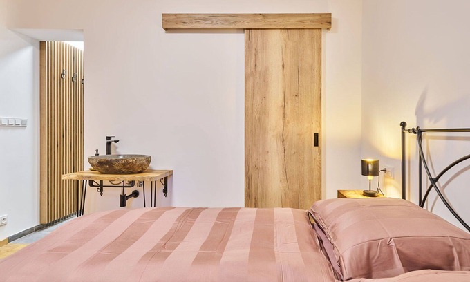 Pec pod Snezkou Apartamento | Precioso apartamento para 4 personas con WIFI, TV, terraza, vista panorámica y aparcamiento