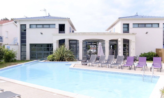 Saint-Palais-sur-Mer Apartamento | Bonito apartamento con piscina, WIFI, jacuzzi, TV, terraza, mascotas permitida y aparcamiento