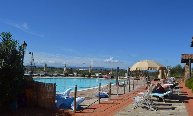 Casalappi Otro | Acogedor apartamento para 4 personas con piscina, A/C, TV, vista panorámica y aparcamiento
