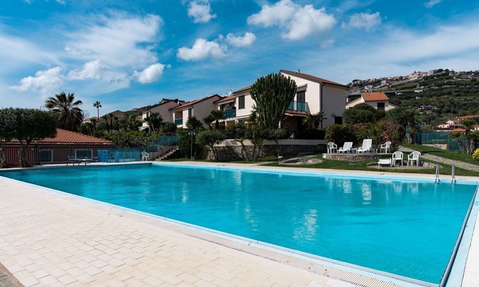 Lavina Apartamento | Lovely apartment for 4 people with pool, WIFI, TV, terrace and pets allowed