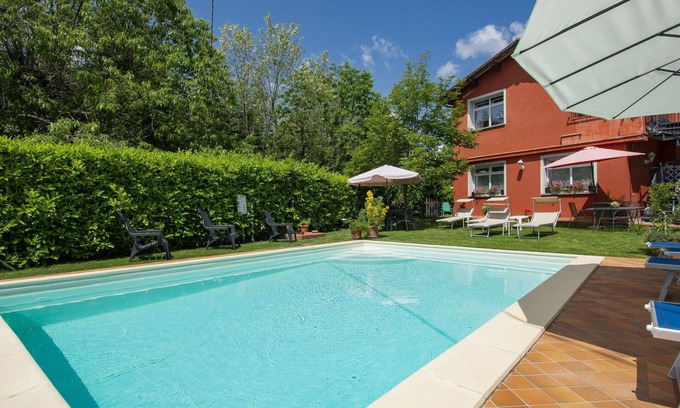 Marliana Apartamento | Bonito apartamento con piscina, WIFI, TV, terraza, mascotas permitida y aparcamiento