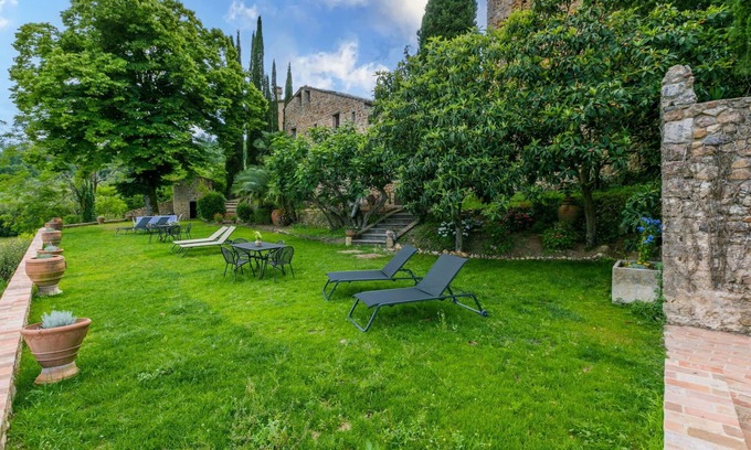 Stigliano Apartamento | Hermoso apartamento para 10 personas con WIFI, TV, patio, mascotas permitida y vista panorámica