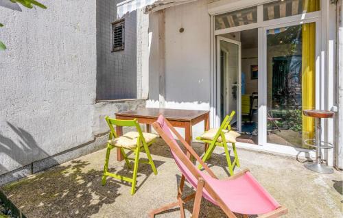 Novi Vinodolski Apartamento | Lovely Apartment In Novi Vinodolski