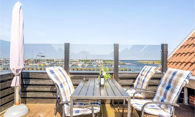 Bork Havn Apartamento | Lovely Apartment In Hemmet With Wifi