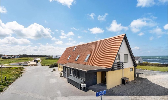 Nr. Lyngby Strand Apartamento | Lovely Apartment In Løkken With Wifi