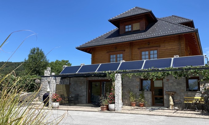 Predjama Apartamento | Lovely apartment in nature!