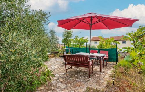 Vinkuran Apartamento | Lovely Apartment In Pula With Wifi