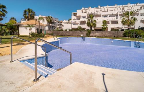 Rota Apartamento | Lovely Apartment In Rota With Wifi