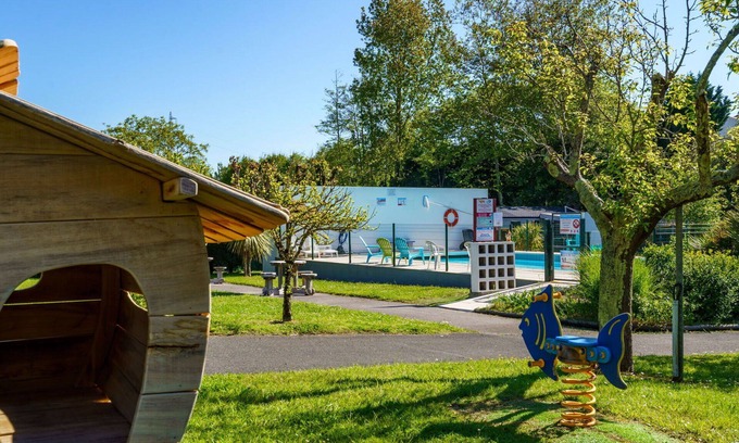 Guethary Casa | Acogedor apartamento en villa para 6 personas con piscina, WIFI, TV y terraza