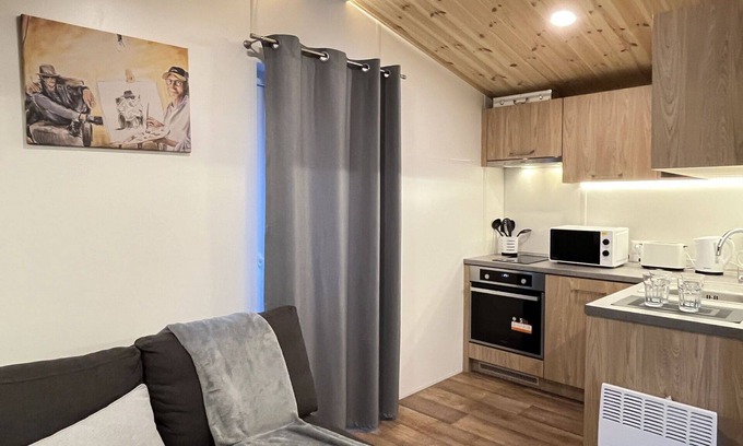 Wemding Casa | Hermoso apartamento en villa para 4 personas con WIFI, TV y terraza