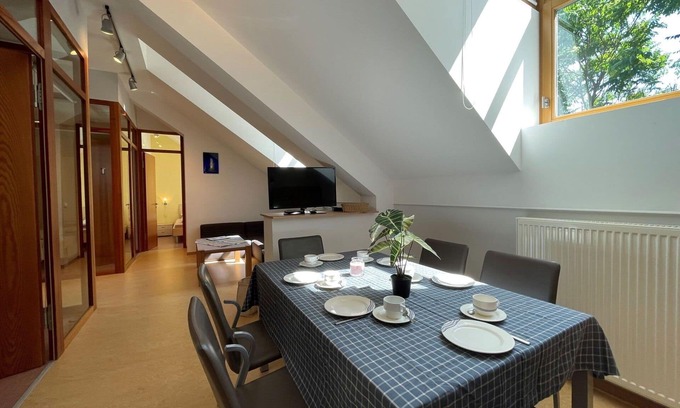 Grevenmacher Apartamento | Precioso apartamento para 6 personas con WIFI, piscina, TV y aparcamiento