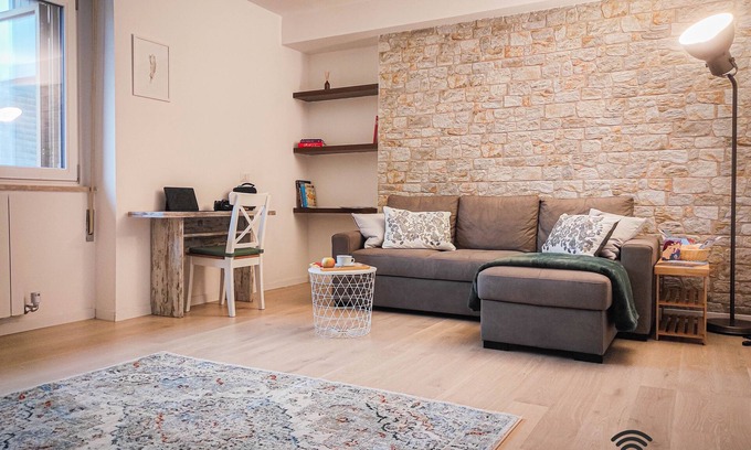 Edolo Apartamento | Lovely apartment with fireplace