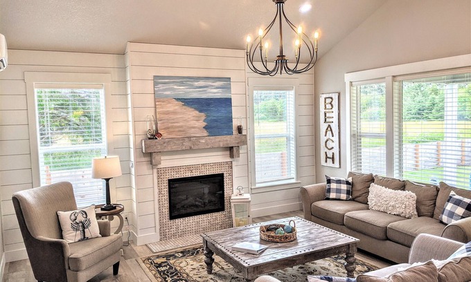 Nehalem Casa | Lovely beach getaway in Manzanita/Nehalem