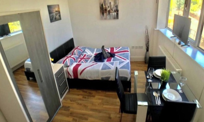 South Bermondsey Apartamento | Lovely Bermondsey Studio for 2 Short or Long Stays in Central London