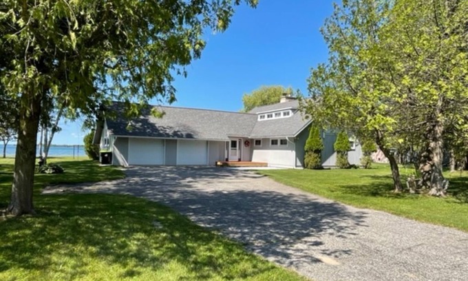 Cheboygan Casa | Lovely Chalet Home on Quiet Bay with Sandy Beach