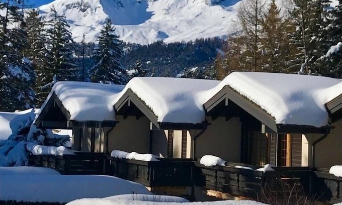 Lens Chalet De Esquí | Precioso chalet en el paraíso de invierno y verano.
