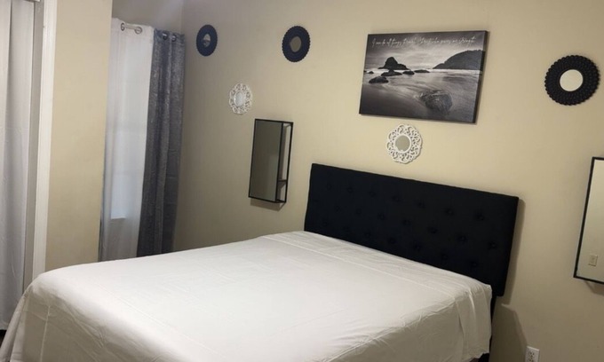 Bainbridge Apartamento | Lovely clean 2-bedroom apartment with AC near downtown Bainbridge