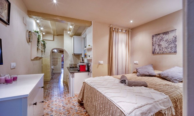 Barrio del Carmen Apartamento | Lovely Coquette loft in the ❤️ of Ciutat Vella, El Carmen, Valencia