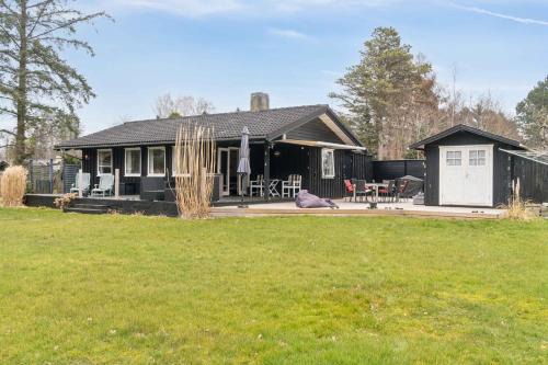 Rageleje Casa | Lovely Cottage In Peaceful Surroundings