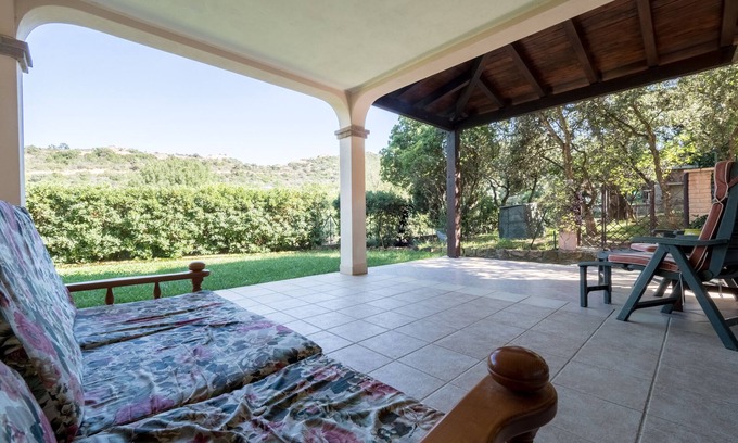 Capoterra Villa | Bonita porción de una sola villa rodeada de vegetación IUN P1301