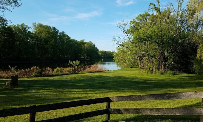 New Paltz Cabaña | Lovely cottage on the river